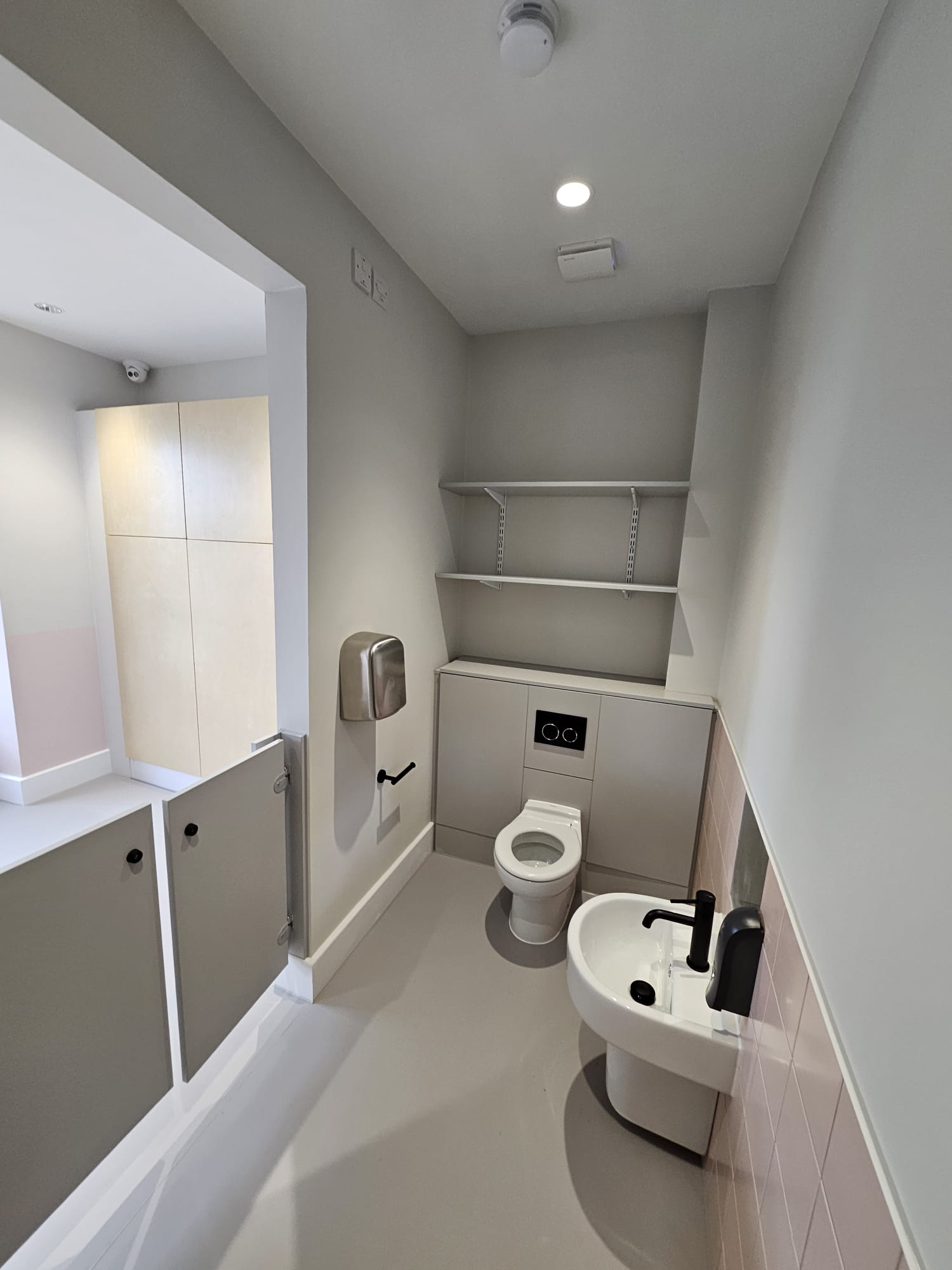 WhatsApp Image 2025-07-18 at 18.22.23 (1)