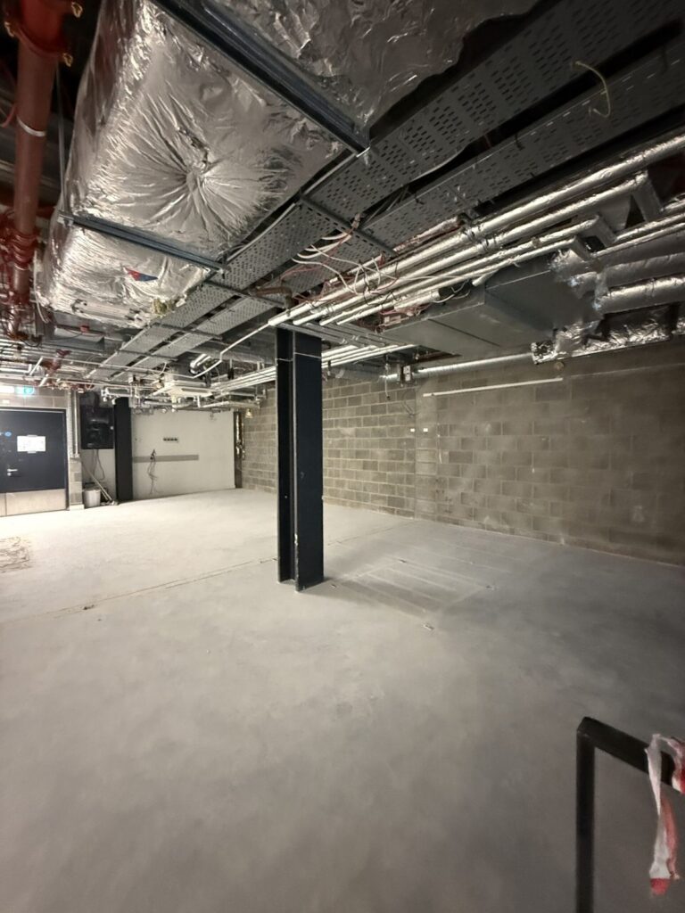 Back of house and retail unit, Battersea Power Station, photo 7