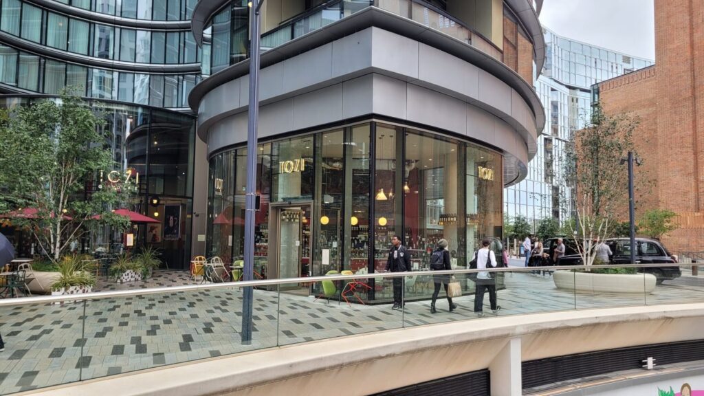 Tozi Grand Cafe, Battersea Power Station, photo 1
